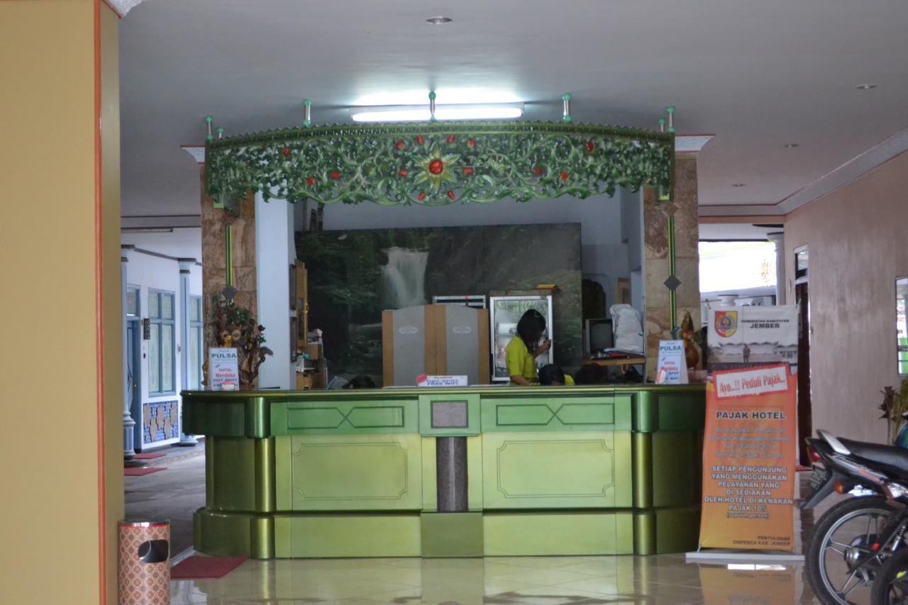 New Merdeka Hotel Jember Exterior photo